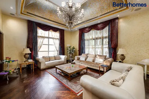 7 Bedrooms Villa in Al Manara