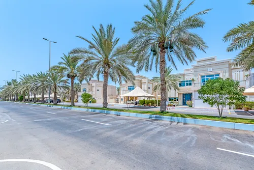 4 Bedrooms Villa in Royal Marina Villas