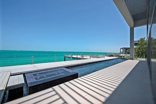 4 Bedrooms Villa in Water Villas