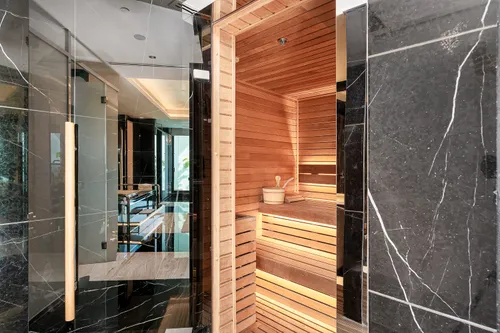 2 Bedrooms Apartment in Marriott Resort Palm Jumeirah