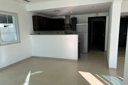 2 Bedrooms Villa in District 5A