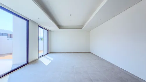 5 Bedrooms Villa in The Dunes
