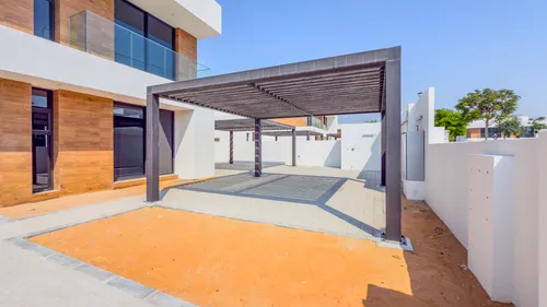5 Bedrooms Villa in The Dunes