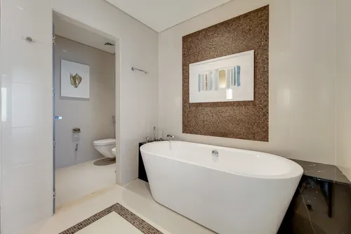 1 Bedroom Apartment in Fairmont Marina Residences