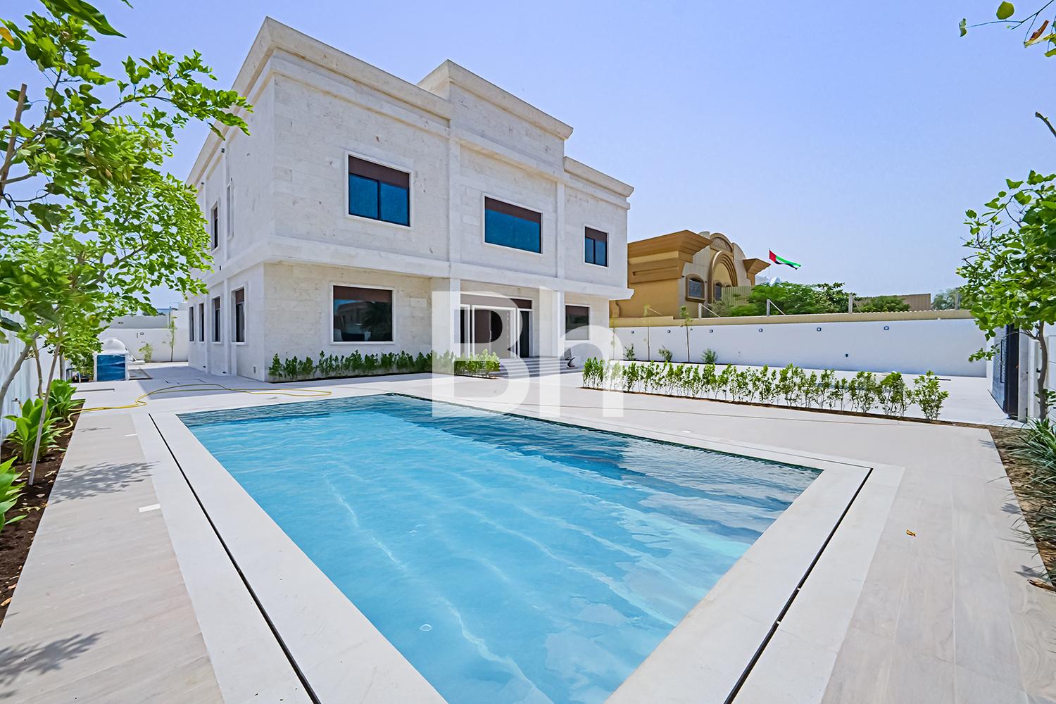 Villa in Al Barsha Villas Brand New Beds Luxurious