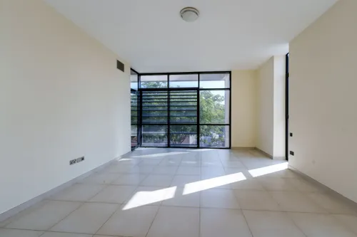 4 Bedrooms Villa in West Yas