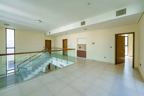 4 Bedrooms Villa in West Yas