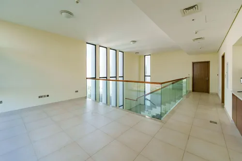 4 Bedrooms Villa in West Yas
