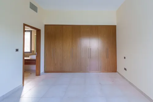 4 Bedrooms Villa in West Yas
