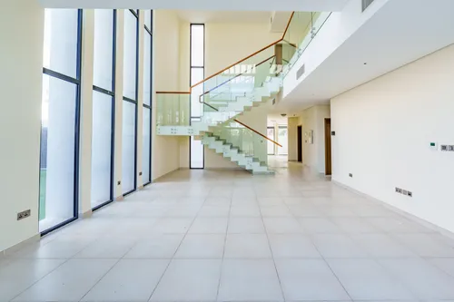 4 Bedrooms Villa in West Yas
