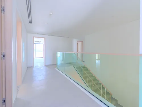 4 Bedrooms Villa in The Dunes