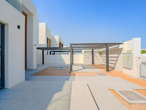 4 Bedrooms Villa in The Dunes