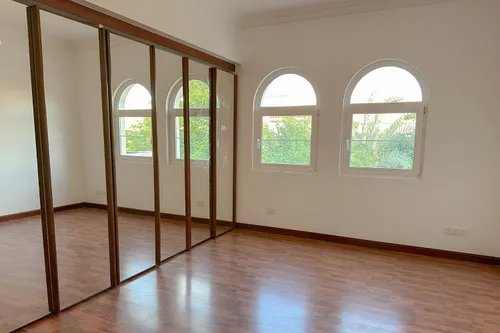 5 Bedrooms Villa in Umm Suqeim 1 Villas