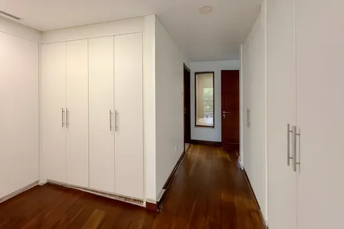 5 Bedrooms Villa in Umm Suqeim 1 Villas