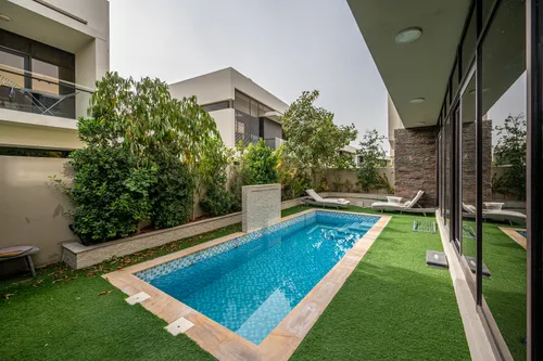 5 Bedrooms Villa in Picadilly Green