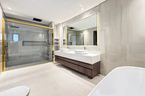 6 Bedrooms Villa in Madinat Hind 3