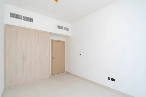 3 Bedrooms Townhouse in Aldhay at Bloom Gardens