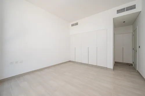 5 Bedrooms Villa in Robinia