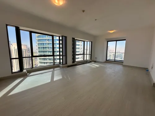 2 Bedrooms Apartment in South Ridge 6