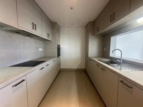 2 Bedrooms Apartment in South Ridge 6