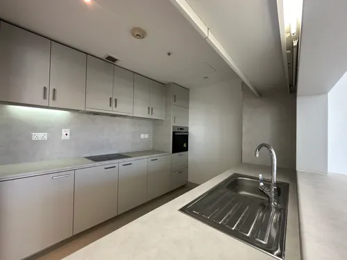 2 Bedrooms Apartment in South Ridge 6