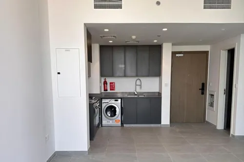 2 Bedrooms Apartment in Tiraz
