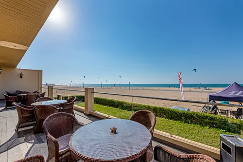 Beach Front | Exclusive | Fully Furnished