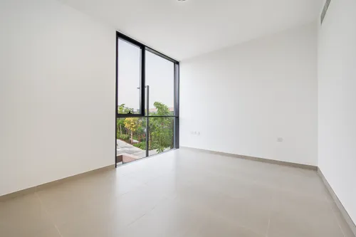 3 Bedrooms Townhouse in Robinia