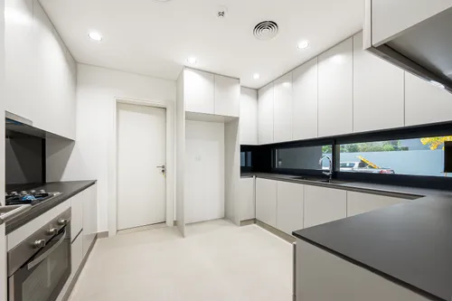 3 Bedrooms Townhouse in Robinia