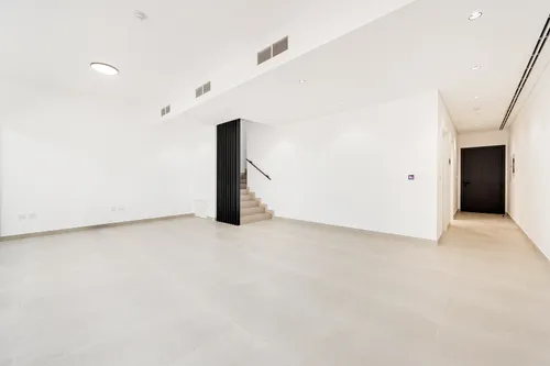 3 Bedrooms Townhouse in Robinia