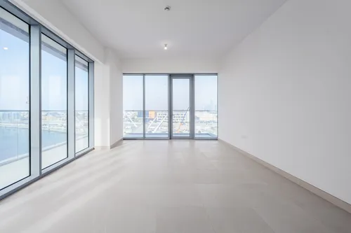 3 Bedrooms Apartment in Canal Front Residence 7