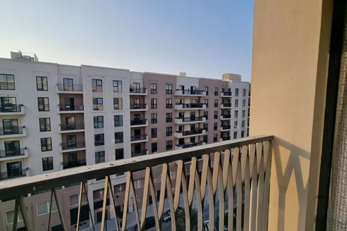 2 Bedrooms Apartment in Azure Beach Residence