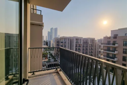 2 Bedrooms Apartment in Azure Beach Residence