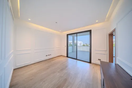 4 Bedrooms Villa in Aspens