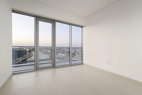2 Bedrooms Apartment in Canal Front Residence 9