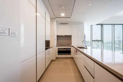 2 Bedrooms Apartment in Canal Front Residence 9