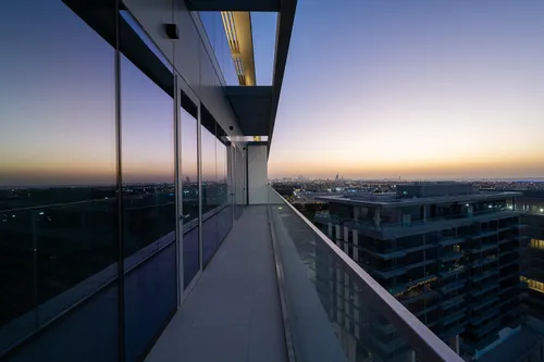 2 Bedrooms Apartment in Canal Front Residence 9