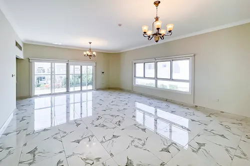 4 Bedrooms Villa in Umm Suqeim 2 Villas