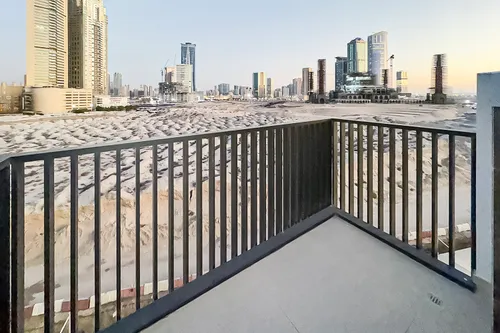 1 Bedroom Apartment in Azure Beach Residence