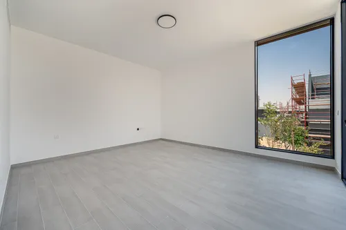 5 Bedrooms Villa in Robinia