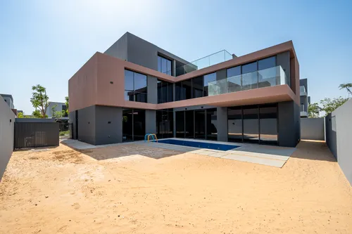 5 Bedrooms Villa in Robinia