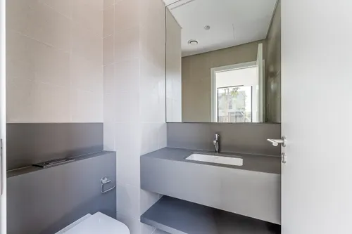 5 Bedrooms Villa in Robinia