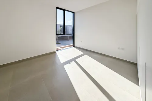 4 Bedrooms Townhouse in Robinia