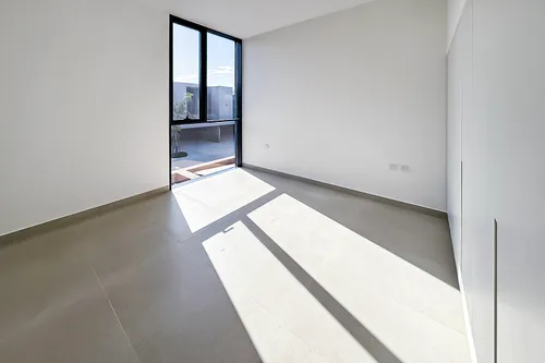 4 Bedrooms Townhouse in Robinia