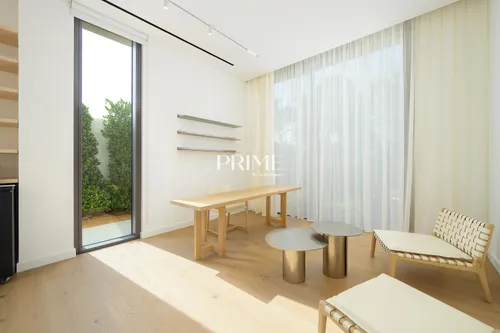 7 Bedrooms Villa in Pearl Jumeirah Villas