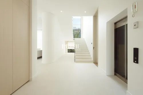 7 Bedrooms Villa in Pearl Jumeirah Villas
