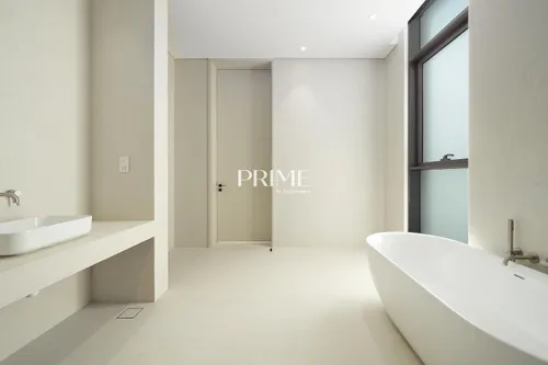 7 Bedrooms Villa in Pearl Jumeirah Villas