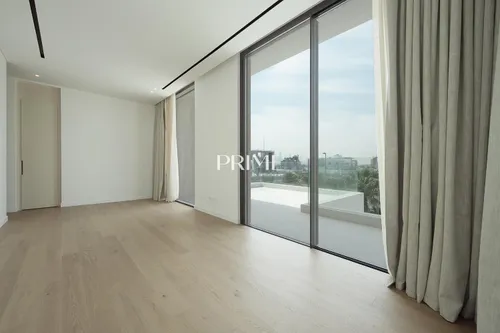 7 Bedrooms Villa in Pearl Jumeirah Villas