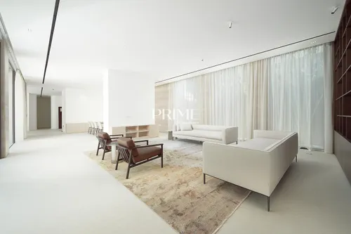 7 Bedrooms Villa in Pearl Jumeirah Villas