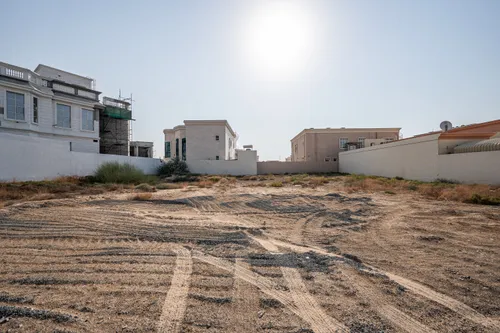 Land in Al Khawaneej 1